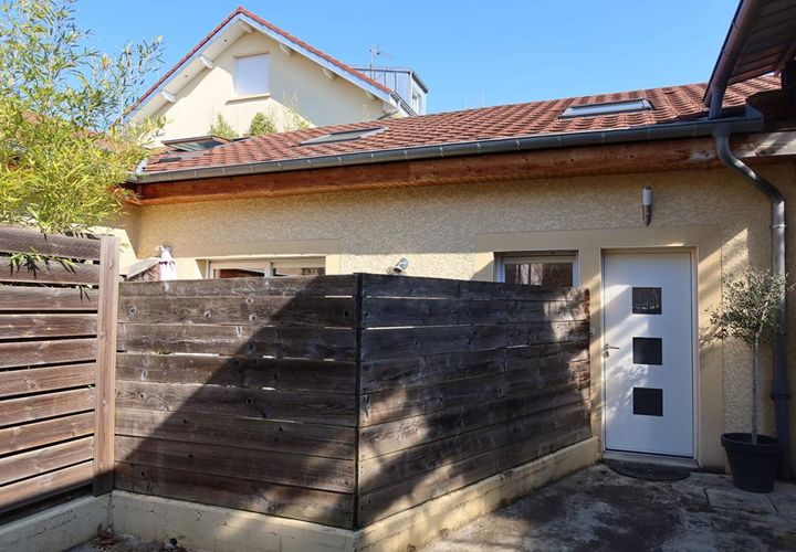 Byhus i Besancon, Doubs, Besancon - € 265.000 | Ref: 652-BES - foto 1