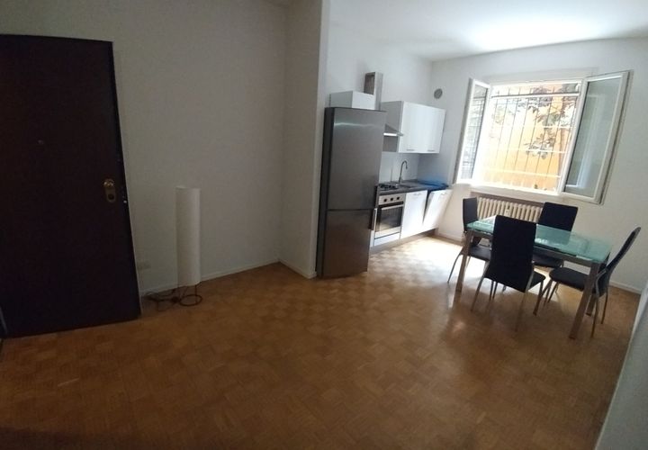 Apartament a Modena, Modena, Modena - € 790/mes | Ref: 656 - foto 1