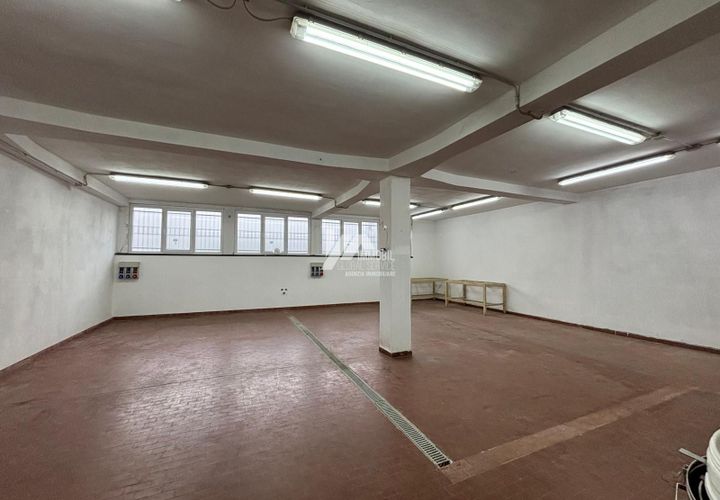 Erhvervsejendom i Cellatica, Brescia, Cellatica - € 179.000 | Ref: 806 - foto 1