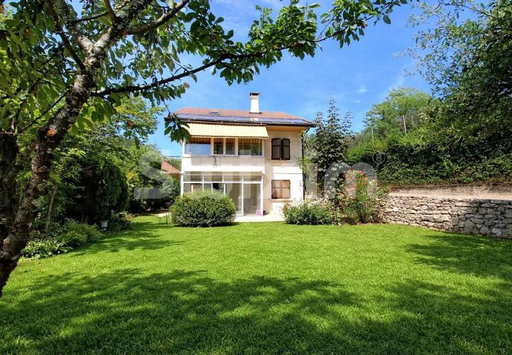 Villa a Voglans, Savoie, Voglans - € 650.000 | Ref: 86837851 - foto 1