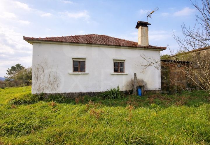 Villa a Paredes de Coura, Viana do Castelo, Paredes de Coura - € 135.000 | Ref: UNU-F1-11-19 - foto 1