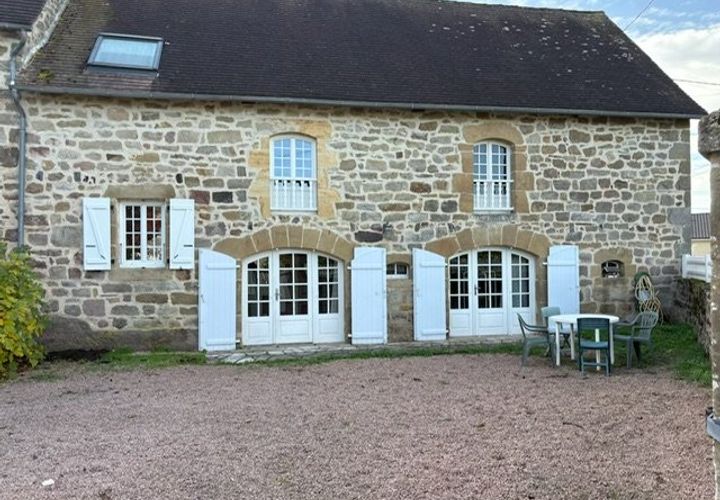 Farm hus i Curemonte, Correze, Curemonte - € 189.000 | Ref: 6E5EAF3C0D1042FA - foto 1