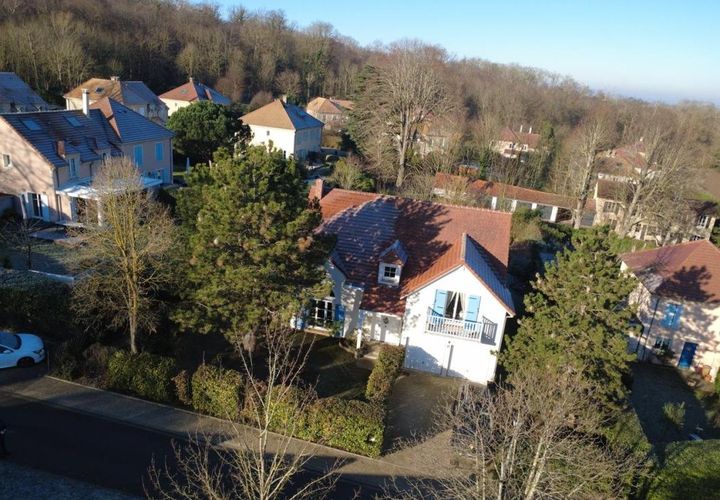 Villa a Vernouillet, Yvelines, Vernouillet - € 760.000 | Ref: EE1BDB11684048D8 - foto 1