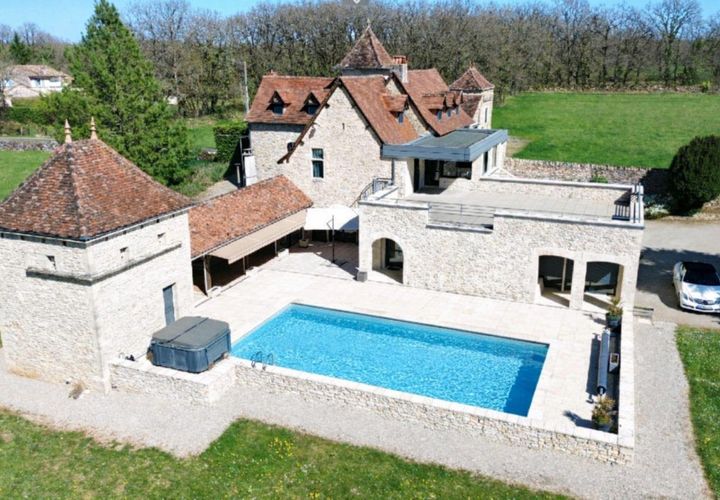 Villa i Villeneuve, Aveyron, Villeneuve - € 698.250 | Ref: 60C8AFB426204B53 - foto 1