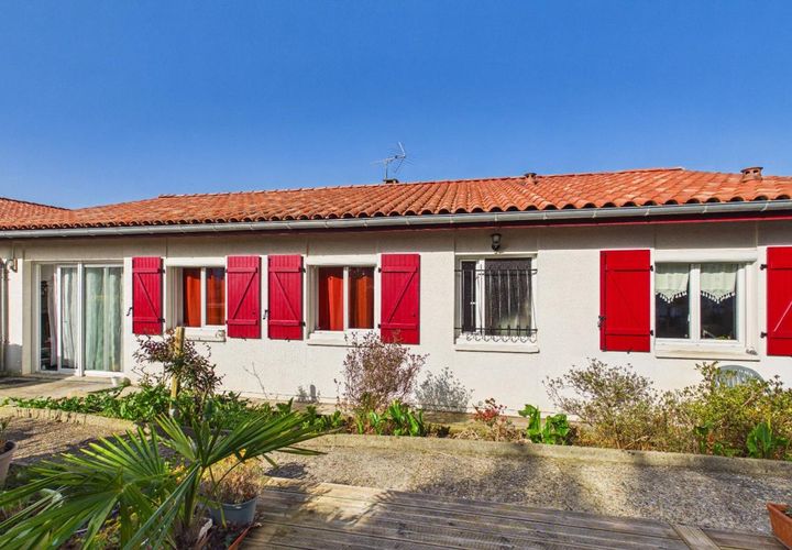 Villa i Hasparren, Pyrenees-Atlantiques, Hasparren - € 369 000 | Ref: 1136BCEFDA584F6F - foto 1