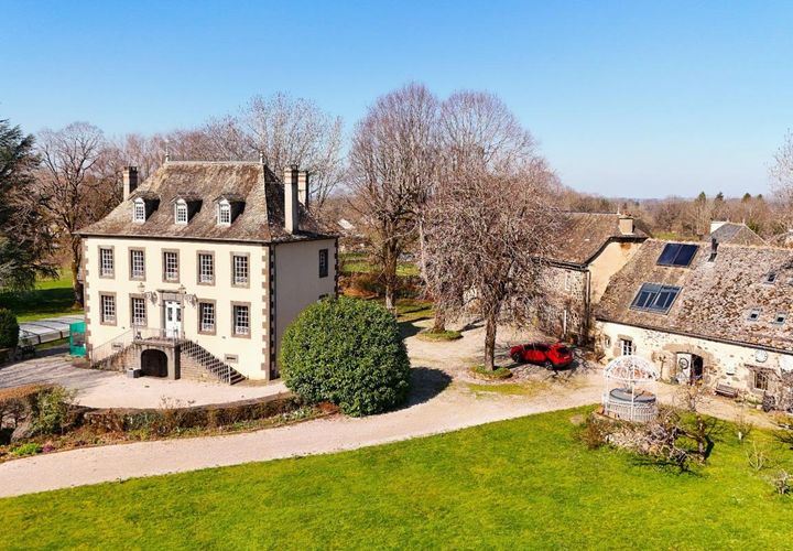 Villa a Mur-de-Barrez, Aveyron, Mur-de-Barrez - € 689.000 | Ref: 6D11296078C64325 - foto 1