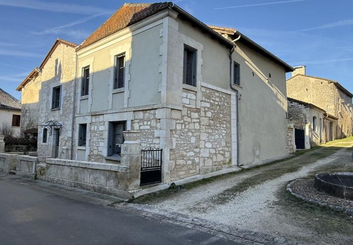 Landsbyhus i Bourdeilles, Dordogne, Bourdeilles - € 290.000 | Ref: C98458C9274340A7 - foto 1