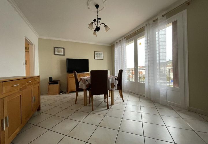 Leilighet i Aurillac, Cantal, Aurillac - € 81 500 | Ref: A3E7F1B6A8D04E7B - foto 1