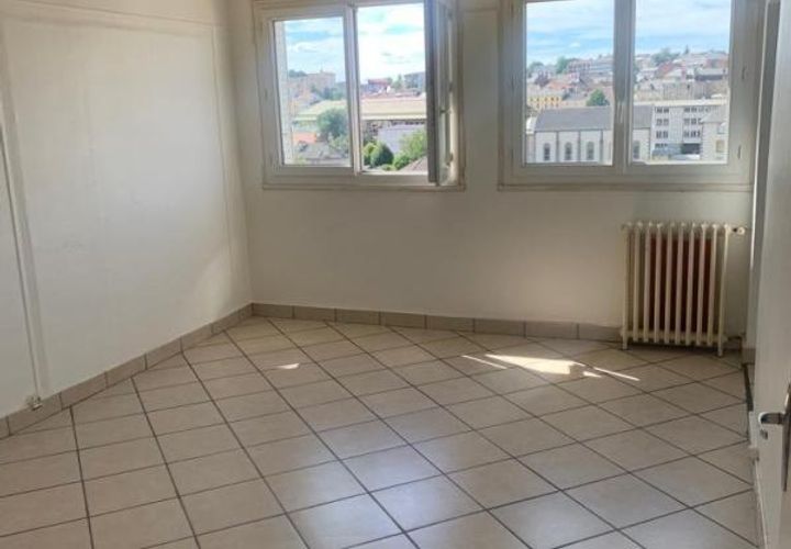Leilighet i Aurillac, Cantal, Aurillac - € 48 500 | Ref: EC33B174861844E6 - foto 1