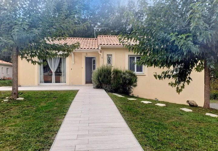 Villa a Boulazac, Dordogne, Boulazac - € 304.000 | Ref: 602843B5586A47E7 - foto 1