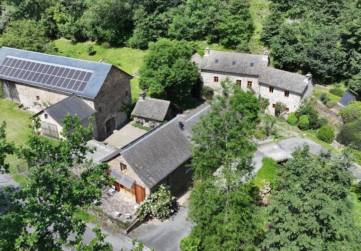 Villa i Arvieu, Aveyron, Arvieu - € 695.000 | Ref: C3B15A4F501E4C02 - foto 1
