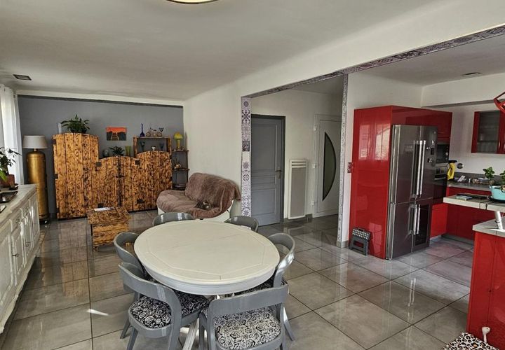 Villa a Lavelanet, Ariege, Lavelanet - € 157.000 | Ref: ABECB38CE5AD4138 - foto 1