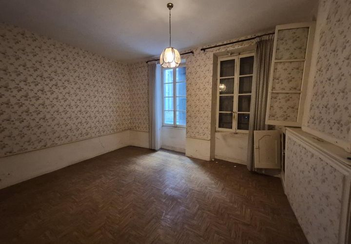 Villa i Millau, Aveyron, Millau - € 60.000 | Ref: 0B9077A41AC44EA6 - foto 1