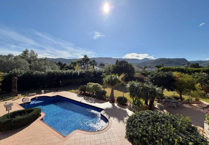 Villa i Pedreguer, Alicante, Pedreguer - € 975.000 | Ref: 120-64417-75 - foto 1