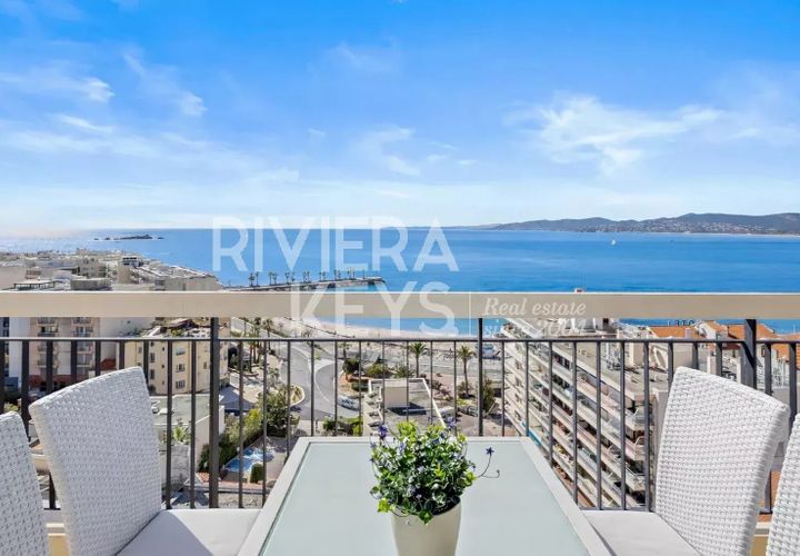 Lejlighed i Saint-Raphaël, Var, Saint-Raphaël - € 650.000 | Ref: 86802379 - foto 1