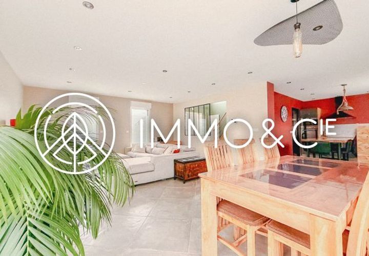 Villa a Quesnoy-sur-Deûle, Nord, Quesnoy-sur-Deûle - € 460.000 | Ref: QSD687 - foto 1