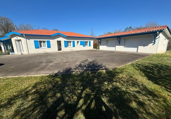 Villa a Labatut, Landes, Labatut - € 420.000 | Ref: 830036928105 - foto 1