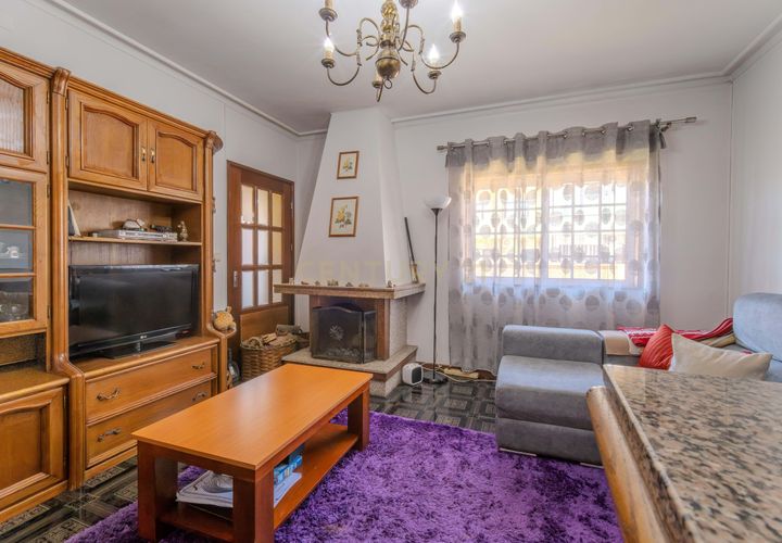 Villa en Valongo, Porto, Valongo - € 369.900 | Ref: C0272-02659 - photo 1