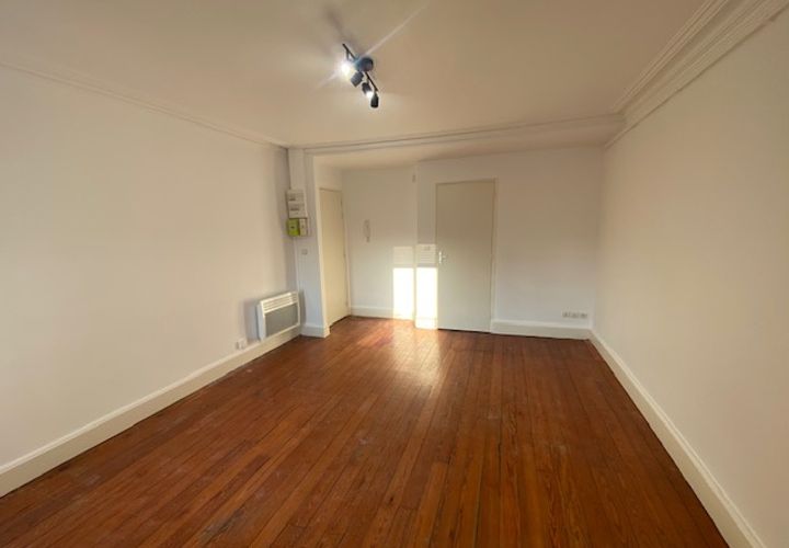 Estudi a Nancy, Meurthe-et-Moselle, Nancy - € 435/mes | Ref: 5964 - foto 1