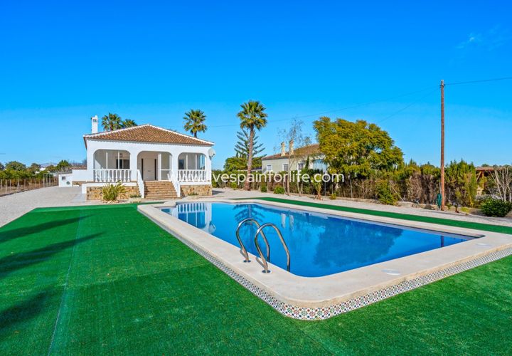 Landejendom i Dolores, Alicante, Dolores - € 529.900 | Ref: LF 19769 - foto 1