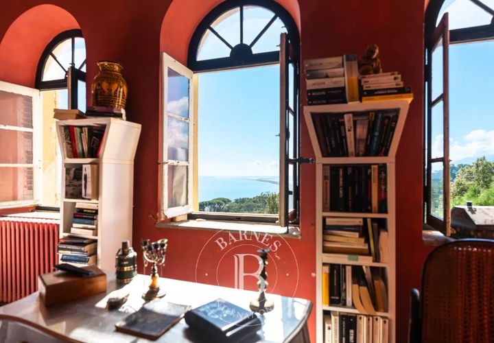 Villa a Bastia, Haute-Corse, Bastia - € 1.800.000 | Ref: RV2098 - foto 1