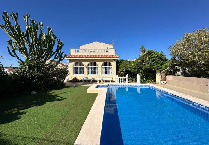 Villa a La Marina, Alicante, La Marina - € 365.000 | Ref: SP4788 - foto 1