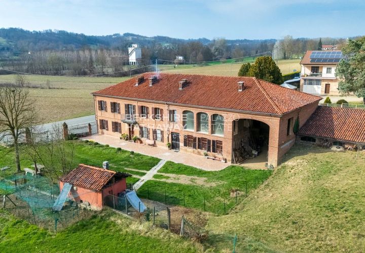 Landejendom i Roatto, Asti, Roatto - € 270.000 | Ref: IPI1860 - foto 1