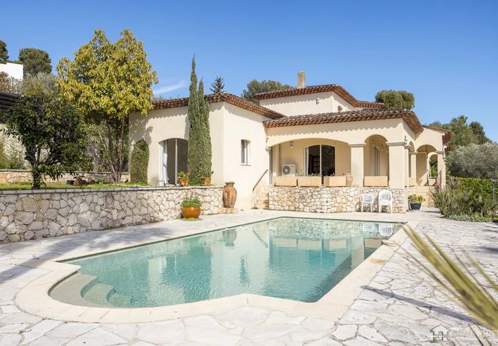 Villa i Antibes, Alpes-Maritimes, Antibes - € 1.695.000 | Ref: HH-16117805 - foto 1