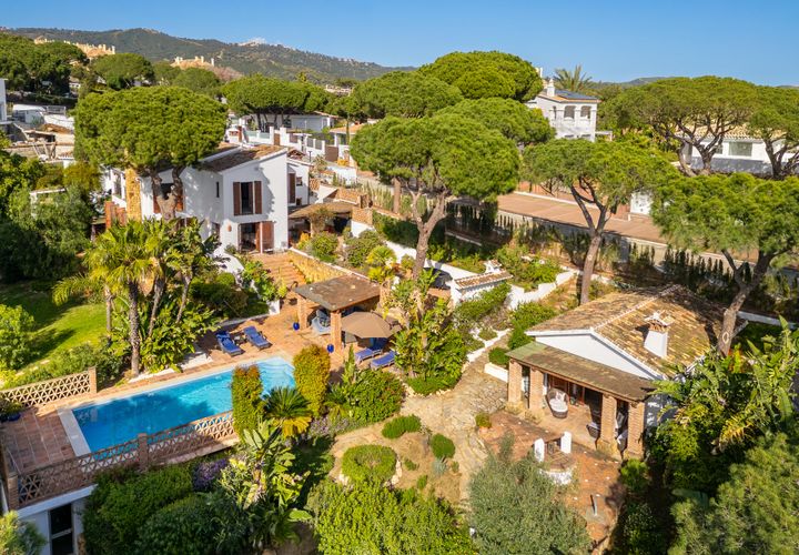 Villa in Marbella, Malaga, Marbella - € 1.995.000 | Ref: PANR-16214 - foto 1