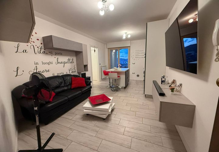 Apartament a Alba Adriatica, Teramo, Alba Adriatica - € 4.000/mes | Ref: E02/AE - foto 1