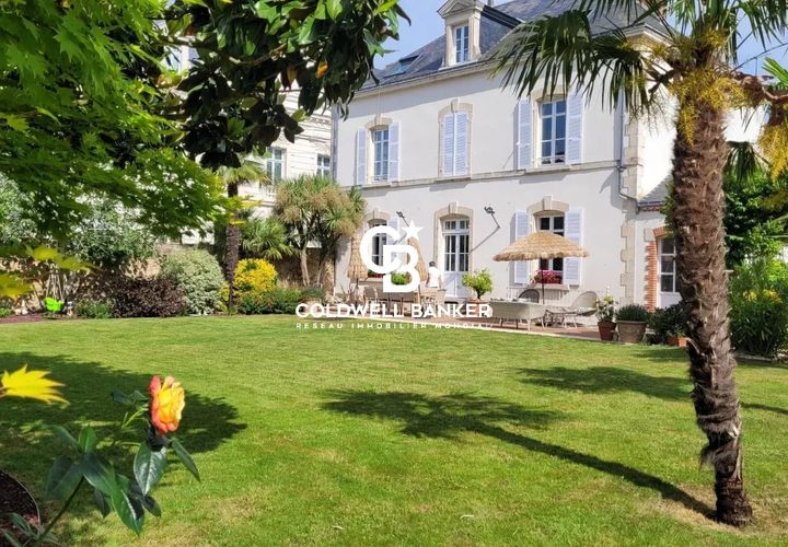 Villa i La Roche-sur-Yon, Vendee, La Roche-sur-Yon - € 1.495.000 | Ref: 00058BLV - foto 1