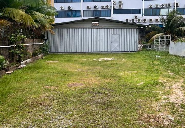 L'establiment comercial a Cayenne, French Guiana, Cayenne - € 1.200/mes | Ref: 2512 - foto 1