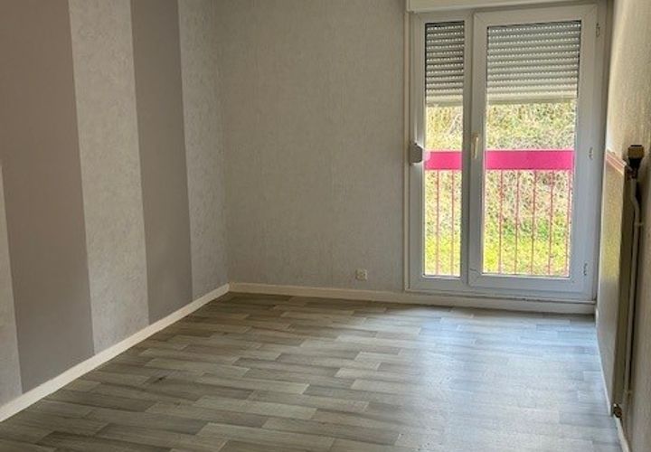 Apartament a Treignac, Correze, Treignac - € 390/mes | Ref: TULL0005700009 - foto 1