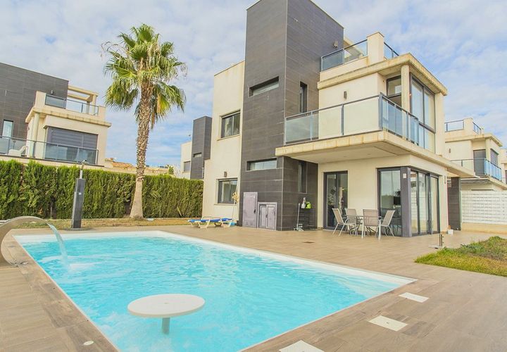 Villa i Cabo Roig, Alicante, Cabo Roig - € 489.000 | Ref: CSPX-26714 - foto 1