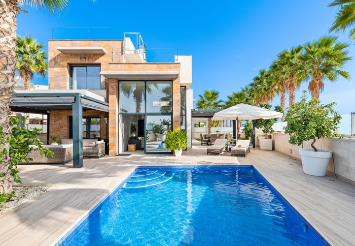 Villa i Cabo Roig, Alicante, Cabo Roig - € 829.000 | Ref: CSPX-16848 - foto 1