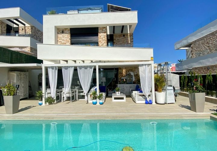 Villa a Finestrat, Alicante, Finestrat - € 799.000 | Ref: CSPX-76228 - foto 1