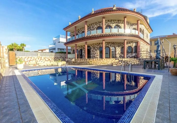 Villa i La Zenia, Alicante, La Zenia - € 1.199.000 | Ref: CSPX-35079 - foto 1