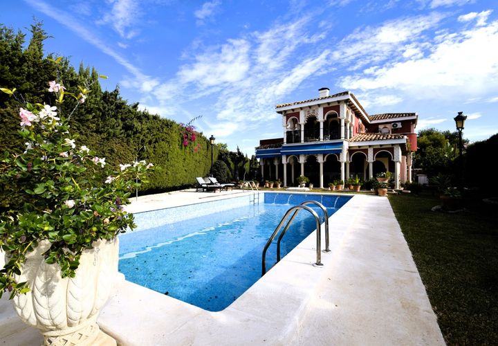 Villa a Torrevieja, Alicante, Torrevieja - € 1.500.000 | Ref: CSPX-84690 - foto 1