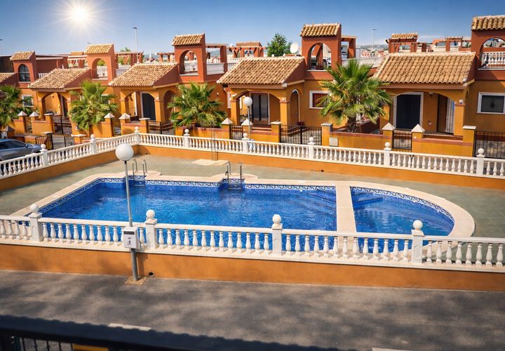Byhus i Torrevieja, Alicante, Torrevieja - € 239.000 | Ref: CSPX-37358 - foto 1