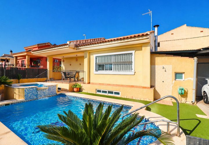 Villa a Almoradi, Alicante, Almoradi - € 299.950 | Ref: CSPX-54010 - foto 1