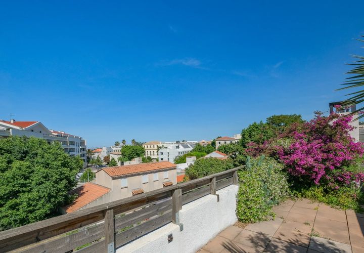 Leilighet i Marseille, Bouches-du-Rhone, Marseille - € 1 250 000 | Ref: HH-15826012 - foto 1