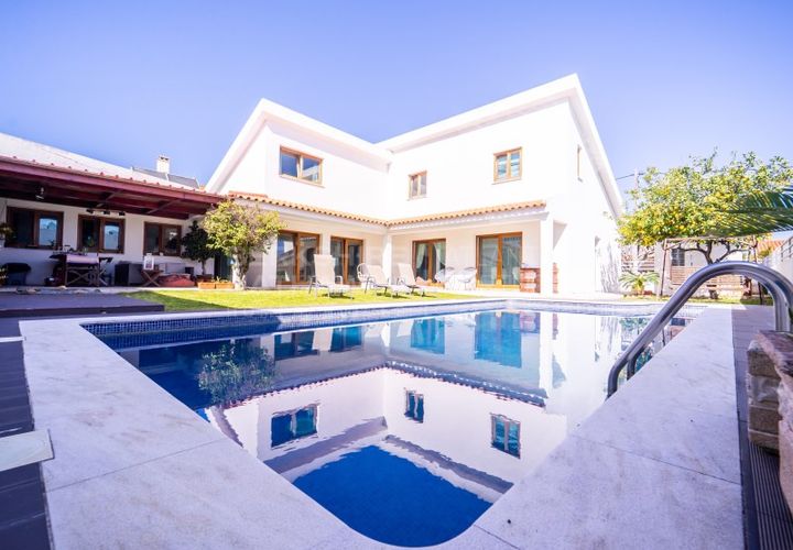 Villa i Almada, Setubal, Almada - € 730.000 | Ref: CAS_1340 - foto 1