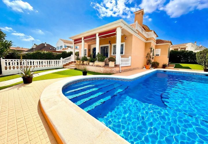 Villa i La Mata, Alicante, La Mata - € 950.000 | Ref: AG19MLSC8960068 - foto 1