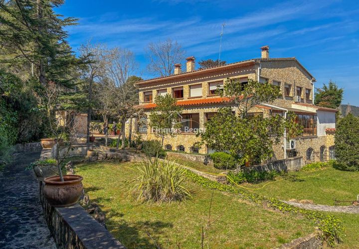 Villa a Mont-Ras, Gerona, Mont-Ras - € 500.000 | Ref: 2517 - foto 1