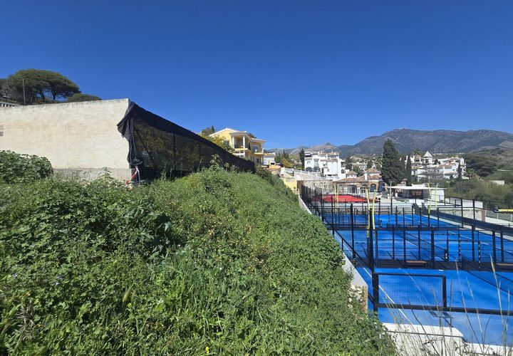 Helårsgrund i Fuengirola, Malaga, Fuengirola - € 295.000 | Ref: R5343529 - foto 1