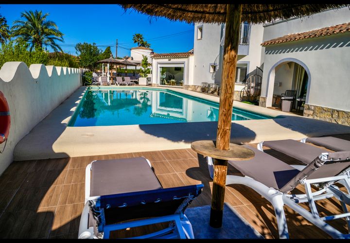 Erhvervsejendom i Els Poblets, Alicante, Els Poblets - € 1.180.000 | Ref: CBS-EX548 - foto 1
