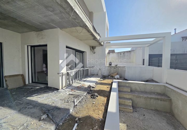 Villa i Seixal, Setubal, Seixal - € 440.000 | Ref: 385 - foto 1