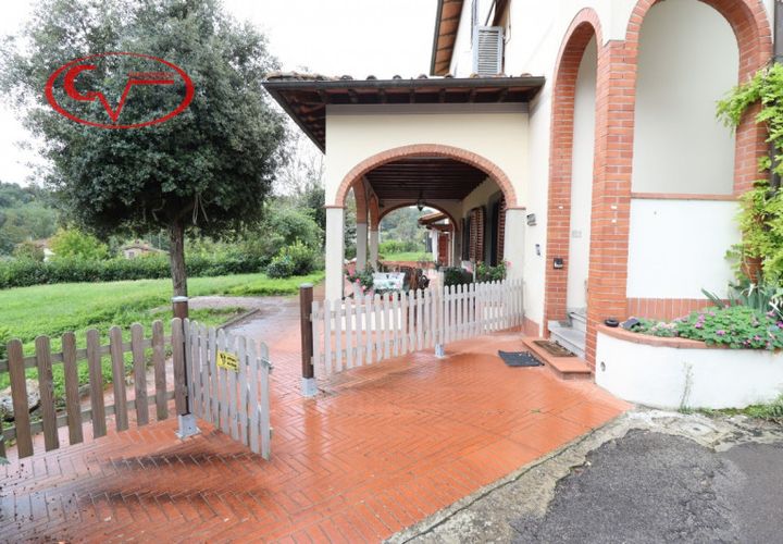 Villa i Montevarchi, Arezzo, Montevarchi - € 360.000 | Ref: 8337 - foto 1