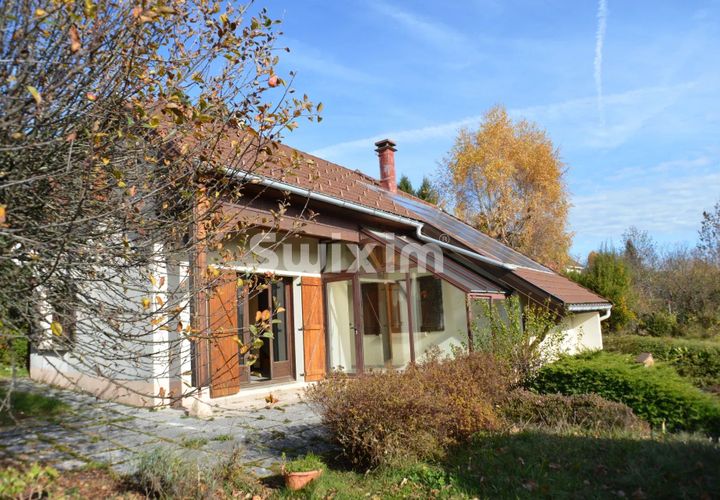 Villa a Hauts-de-Bienne, Jura, Hauts-de-Bienne - € 290.000 | Ref: 70564EP - foto 1