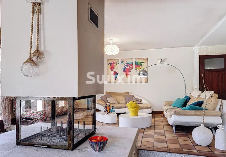 Villa a Pessac, Gironde, Pessac - € 678.000 | Ref: 25AD - foto 1